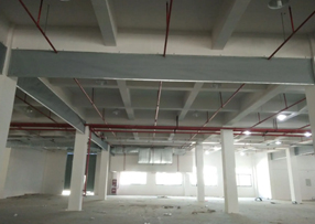 ���̴���