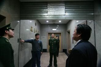 ����˫����������